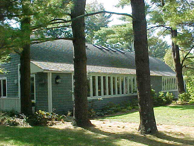 Building photograph for 306 TWIN LAKES ROAD
